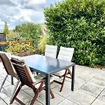 Weinbergblick - Nahe Wuerzburg - 2 Schlafzimmer - Familienfreundlich - Terrasse Feriehus