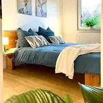 Weinbergblick - Nahe Wuerzburg - 2 Schlafzimmer - Familienfreundlich - Terrasse