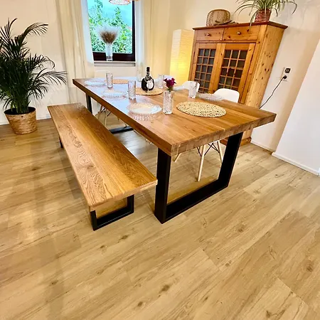 Weinbergblick - Nahe Wuerzburg - 2 Schlafzimmer - Familienfreundlich - Terrasse Holiday home *