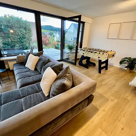Weinbergblick - Nahe Wuerzburg - 2 Schlafzimmer - Familienfreundlich - Terrasse Unterleinach